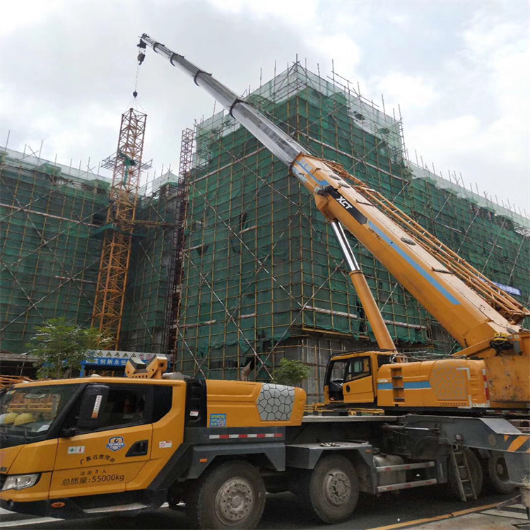 屏南县谈谈吊车租赁需要注意的事项