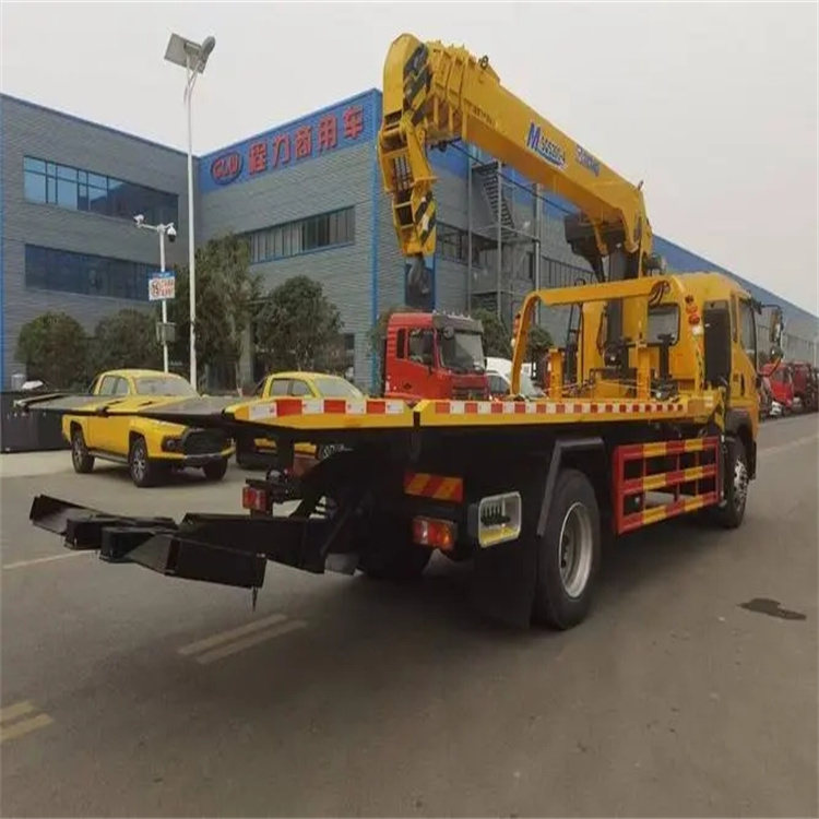 屏南县附近小随车吊出租电话，轻松解决搬运烦恼